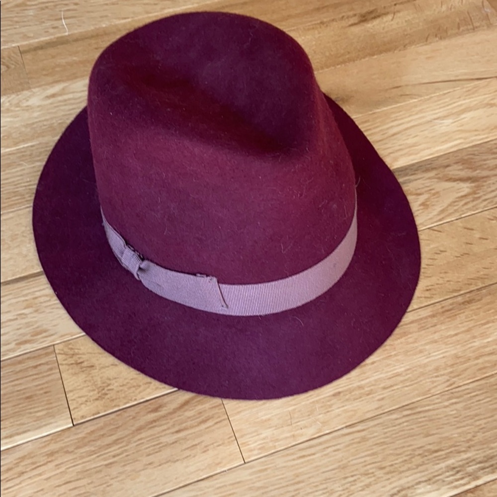 Saks Fifth Avenue wool hat